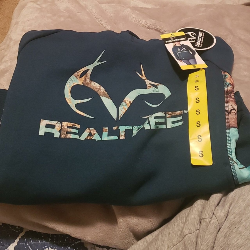 Realtree blue green hoodie
